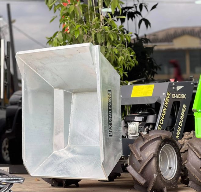 Mini dumper with galvanised 250 kg bucket